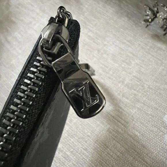 LOUIS VUITTON Pochette Cles Key Pouch Monogram Eclipse Reverse Purse Card Wallet